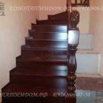Лестница с поворотными ступенями материал дуб